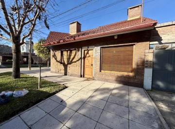 Casa · 160m² · 6 Ambientes · 1 Cochera · Venta Casa - 3 Dorm. - B° Escalante - Santa Fe