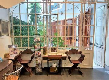 Oficina comercial · 513m² · 8 Ambientes · Espectacular Edificio de 3 Plantas!