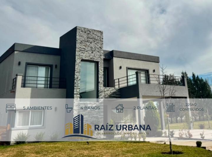 Casa · 225m² · 5 Ambientes · 2 Cocheras