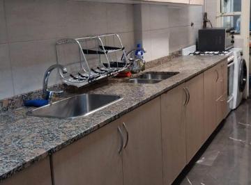 Departamento de 3 ambientes, Balvanera · Valentin Gomez Al 2900 3 Amb. C/dep. 79 m²