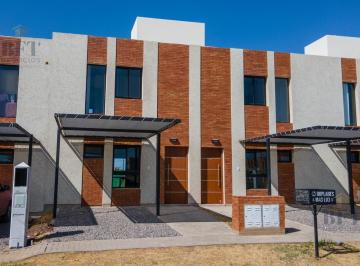 Entrada Duplares · Duplex de 2 Domitorios en Venta en Docta
