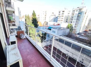 Departamento de 2 ambientes, Caballito · Muy Buen 2amb Remodelado con Balcón y Baulera en Gran Ubicación