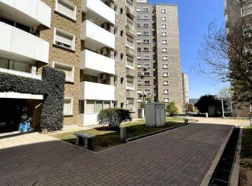 Departamento de 5 ambientes, Córdoba · 2 Dorm. en Complejo Villasol Av Colon 4900