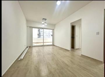 Departamento · 48m² · 2 Ambientes · 1 Cochera · 2 Ambientes en Cañitas con Balcón Terraza!