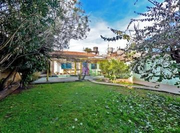 Casa · 108m² · 3 Ambientes · Venta Casa 3 Ambientes con Patio en Morón Apta Crédito