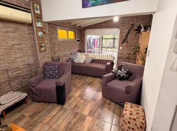 PH · 75m² · 4 Ambientes · PH en Billinghurst