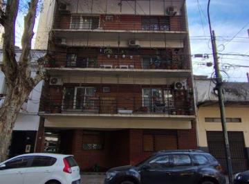 Departamento de 2 ambientes, Almagro · Departamento 2 Amb Lateral, Coc Sep - Lavalle y Av Medrano