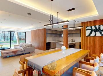 Casa · 338m² · 6 Ambientes · 2 Cocheras · Casa en Venta - Barrio Privado La Herradura - Pinamar