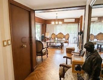 Departamento · 117m² · 4 Ambientes · 1 Cochera · Venta - Semipiso de 4 Ambientes con Balcón Al Frente, Cochera y Baulera en Palermo Botanico