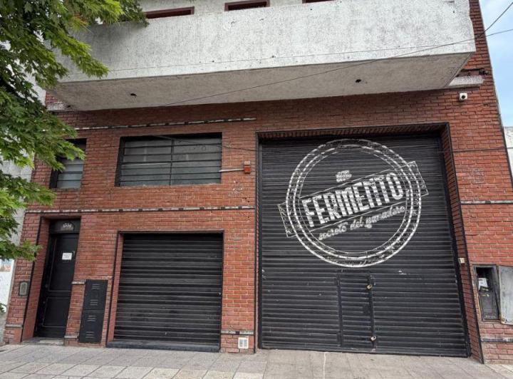 Bodega-Galpón · 372m²