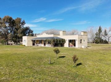 MRE-MRE-2508_2 · Casa 3 Dorm en Chacra de 19,000 m² en Barrio de Chacras Vitel Chascomus