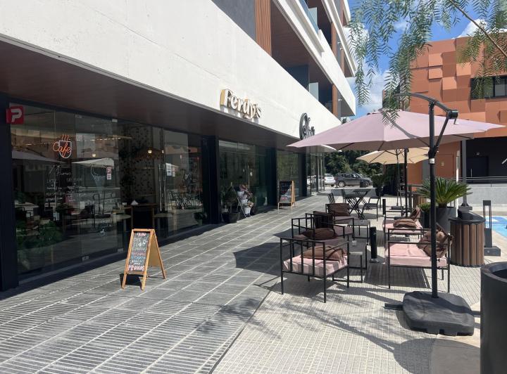 Local comercial · 87m²