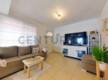 Casa · 57m² · 3 Ambientes · Venta PH 3 Ambientes con Patio en San Miguel