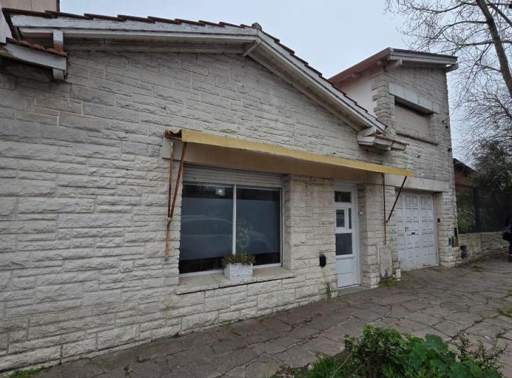 Casa · 90m² · 4 Ambientes