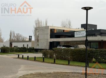 Terreno · 1537m² · Terreno en Barrio Privado Costa Nogal, Neuquen