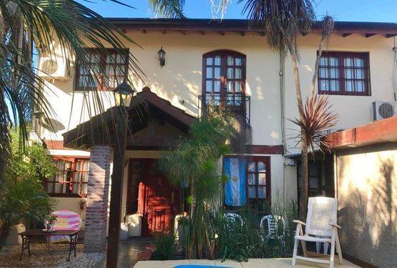 Casa · 95m² · 3 Ambientes · 1 Cochera