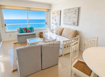 Foto1 · Apartamento en Venta Frente Al Mar, Parada 19 Playa Mansa