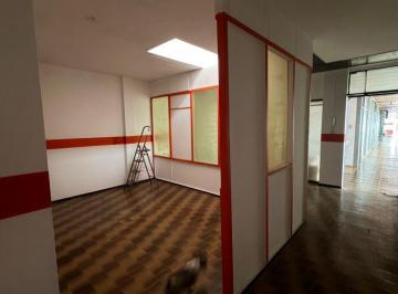 Depósito de 2 ambientes, Córdoba · Alq. Deposito 18 m² – Arruabarrena Esq. Av Fernando Fader – Cerro de Las Rosas.