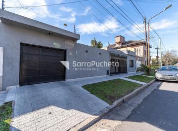 Casa · 77m² · 3 Ambientes · 2 Cocheras · Venta Casa 3 Ambientes con Parque, Terraza y Cochera Doble en Moron Sur