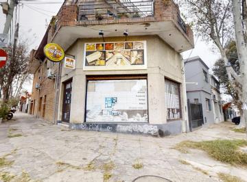 Local comercial · 298m² · 5 Ambientes · 1 Cochera · Vivienda de 5 Ambientes y Local Comercial | 300 m² Cubiertos | en San Isidro con Patio y Terraza