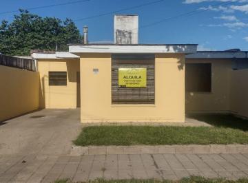 Casa de 1 ambiente, Córdoba · B° Los Granados - Casa 3 Dorm. con Patio Amplio.