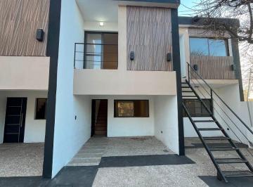 Casa de 2 ambientes, Córdoba · Hermoso Duplex 1 Dorm con Cochera en Camino San Carlos
