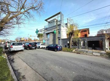 Casa · 300m² · 9 Ambientes · 1 Cochera · Venta Casa 5 Ambientes en Caisamar