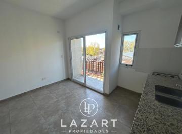 Departamento · 40m² · 2 Ambientes · Departamento 2 Amb. con Balcon a 2 Cuadras de La Estacion