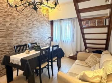 PH · 69m² · 3 Ambientes · PH Tres Ambientes con Altillo La Perla