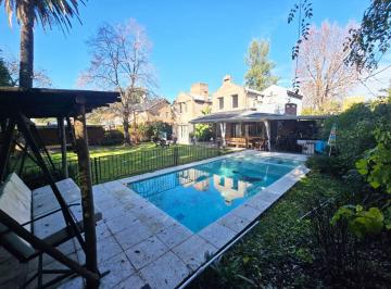 Casa de 6 ambientes, Tigre · Lindisima Casa en Barrio Cerrado "Estancia Alvear". Impecable! 3 Dorm. en Suite. Pileta.