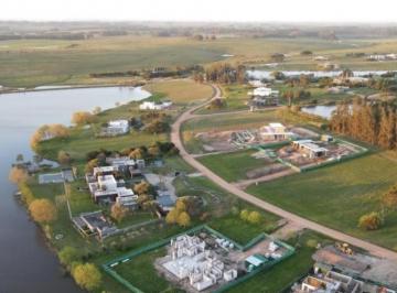 Terreno · 4000m² · Pueblo Mío | Lote de 4.000 m² en Entorno Natural