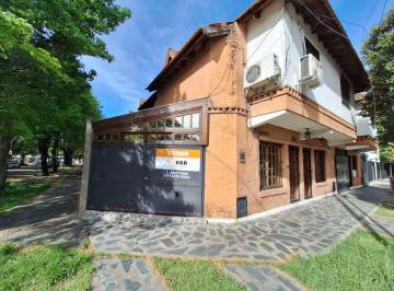 PH · 85m² · 4 Ambientes · 1 Cochera · Duplex, PH, casa - Muñiz - San Miguel con Patio, Parrilla y Garage
