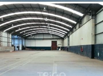 Depósito · 3115m² · 1 Ambiente · 4 Cocheras · Deposito 3.172 m² en Alquiler Dentro de Predio Cerrado Av Gral. Paz y Av Constituyentes