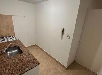Departamento de 2 ambientes, Lomas de Zamora · Excelente Depto 2 Amb con Patio y Cochera