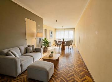 Departamento · 117m² · 4 Ambientes · Se Vende Departamento en Plena Ciudad de Mendoza, Galeria Rez Masud