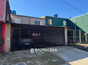 Casa · 75m² · 4 Ambientes · 2 Cocheras · Excelente Duplex en Venta de 3 Dorm. - Posadas Misiones