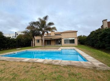 Casa · 190m² · 4 Ambientes · Venta Casa Al Rio, 4 Ambientes, Barrio San Marco, Villanueva, Tigre