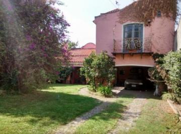 Casa · 200m² · 6 Ambientes · Hermosa Casona!