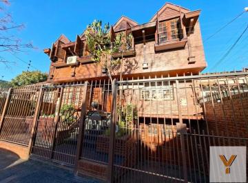 Casa · 282m² · 4 Ambientes · Casa en Venta - 3 Dorm. 3 Baños - 322 m - Quilmes