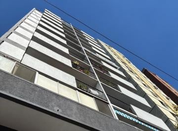 Departamento de 2 ambientes, Once · Excelente Departamento en Rivadavia 2900 Once