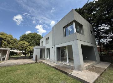 Casa · 142m² · 3 Ambientes · 1 Cochera · Casa en Sol del Paraná
