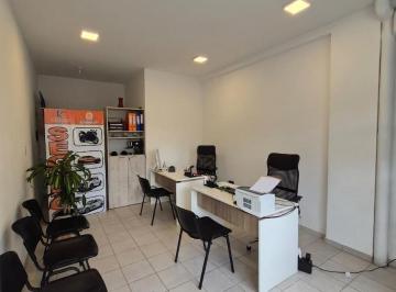 Foto · Se Vende Local Comercial en General Paz, Al Limite de Barrio Juniors - Ideal Inversores