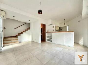 Casa · 80m² · 4 Ambientes · Casa en Venta - 2 Dorm. 3 Baños - 100 m - Villa Devoto