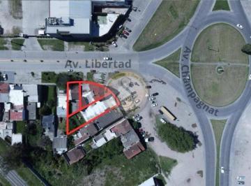 Departamento · 800000m² · 3 Parcelas en Block Todo o por Separado