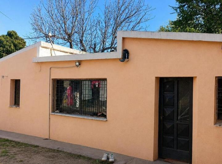 Casa · 96m² · 3 Ambientes · 2 Cocheras