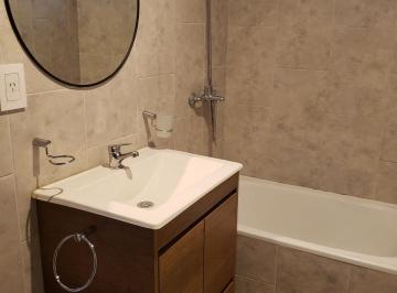 Departamento en Venta de 1 ambiente Flores Sur · Flores, Amplio Monoambiente Divisible con Balcon.