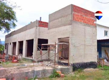 Casa · 150m² · 3 Ambientes · 1 Cochera · Casa en Construccion en Venta en La Caldera 2 Dorm