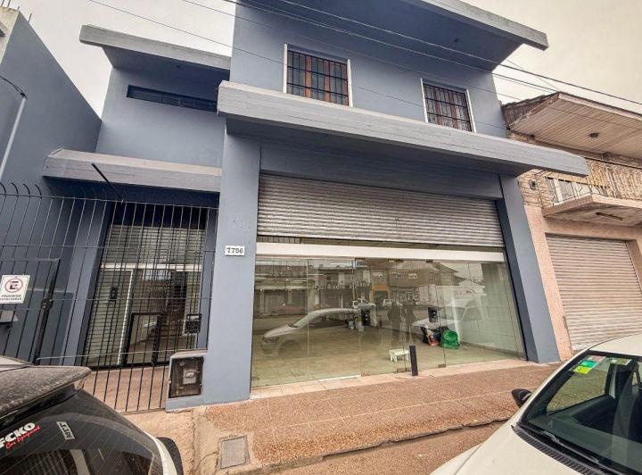 Local comercial · 400m²