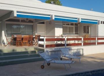 Casa · 170m² · 4 Ambientes · 5 Cocheras · Casa en Venta 3 Amb en Campo Chico Country Club