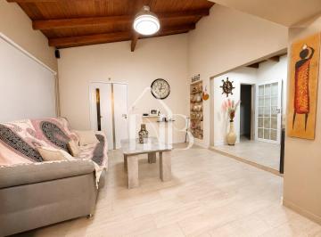 Casa · 170m² · 3 Ambientes · 2 Cocheras · Casa en Ituzaingó